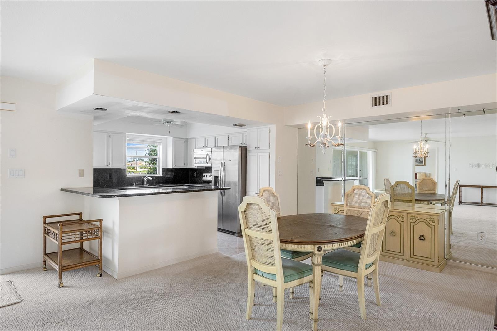 WINDJAMMER POINT PH 05 BLDG 01 - Residential