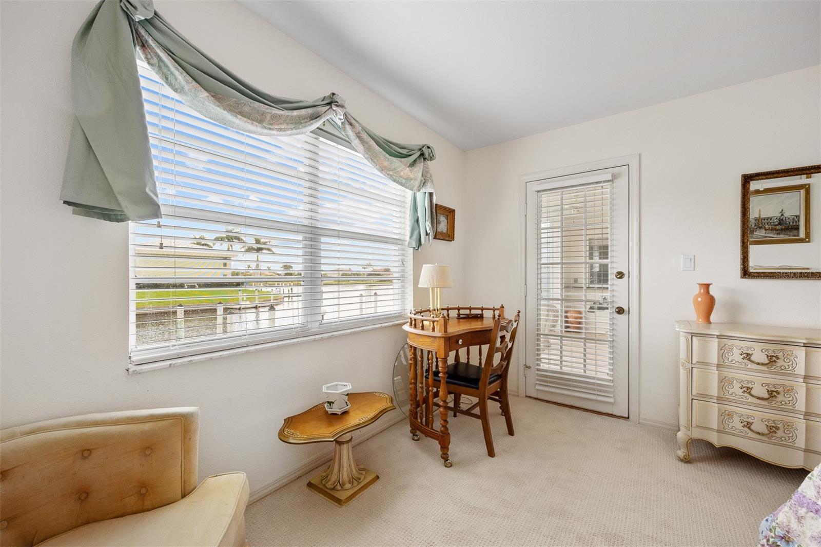 WINDJAMMER POINT PH 05 BLDG 01 - Residential