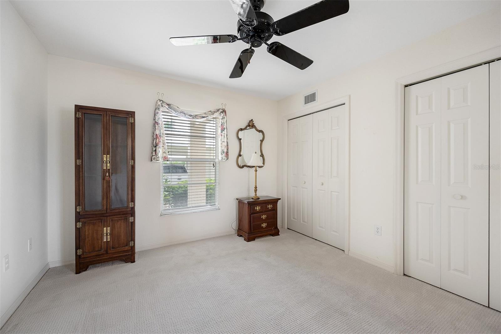 WINDJAMMER POINT PH 05 BLDG 01 - Residential