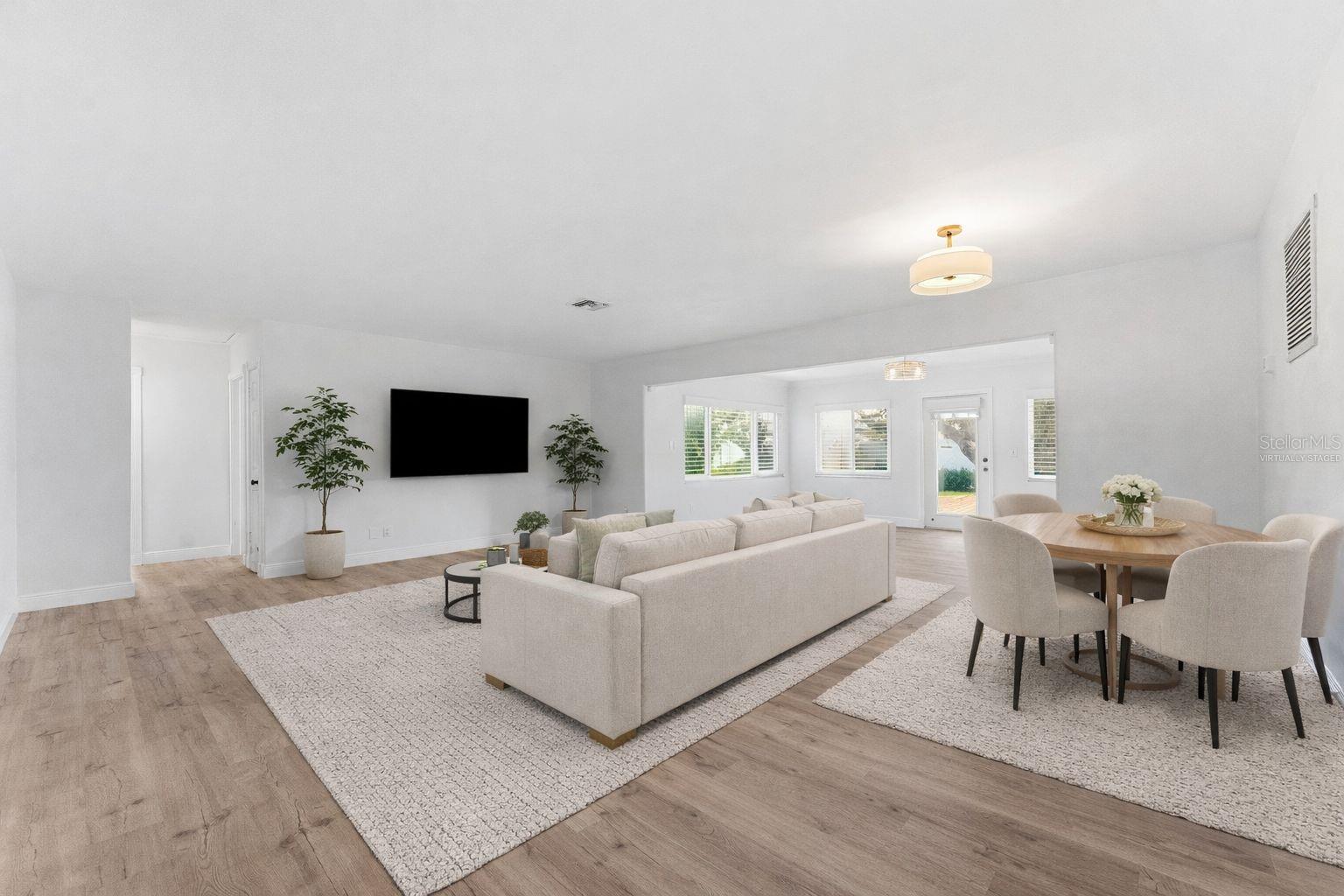 GROVE LAKE MANOR - Residential