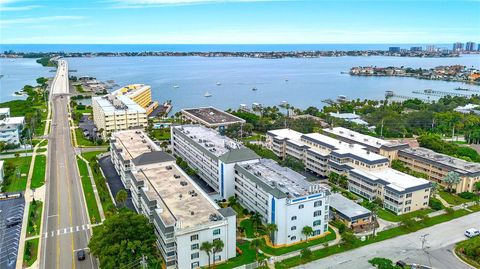 131 BLUFF VIEW DRIVE 109 BELLEAIR BLUFFS FL 33770