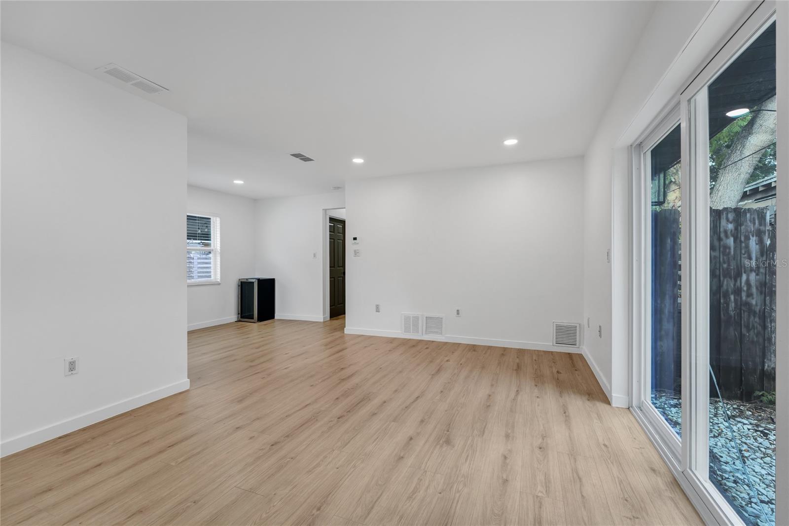 HIGHLAND GROVE 2ND ADD - Residential