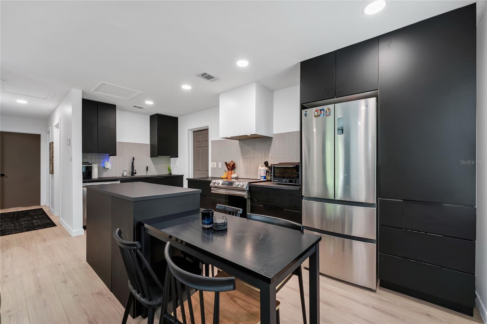 HIGHLAND GROVE 2ND ADD - Residential