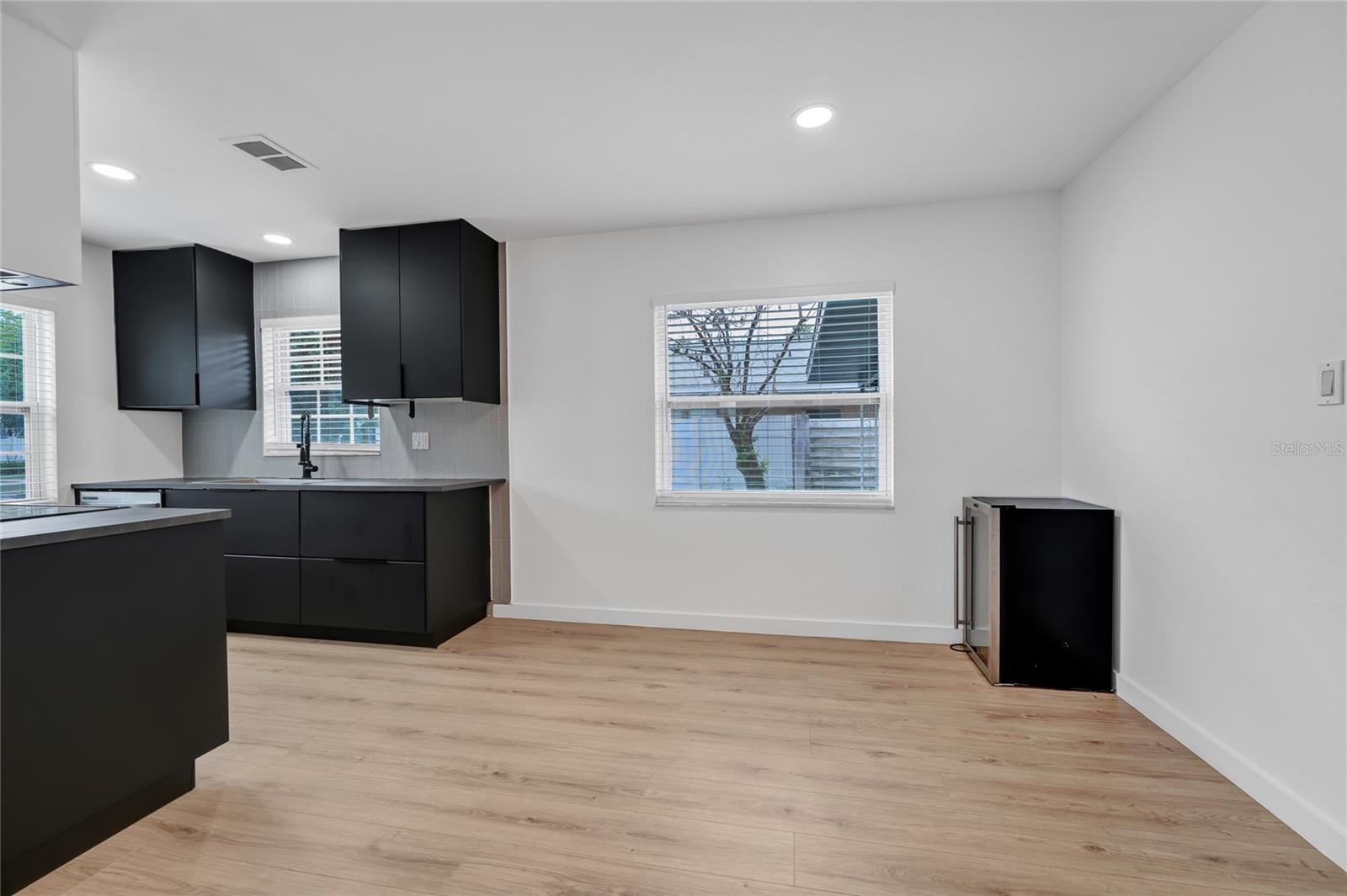 HIGHLAND GROVE 2ND ADD - Residential