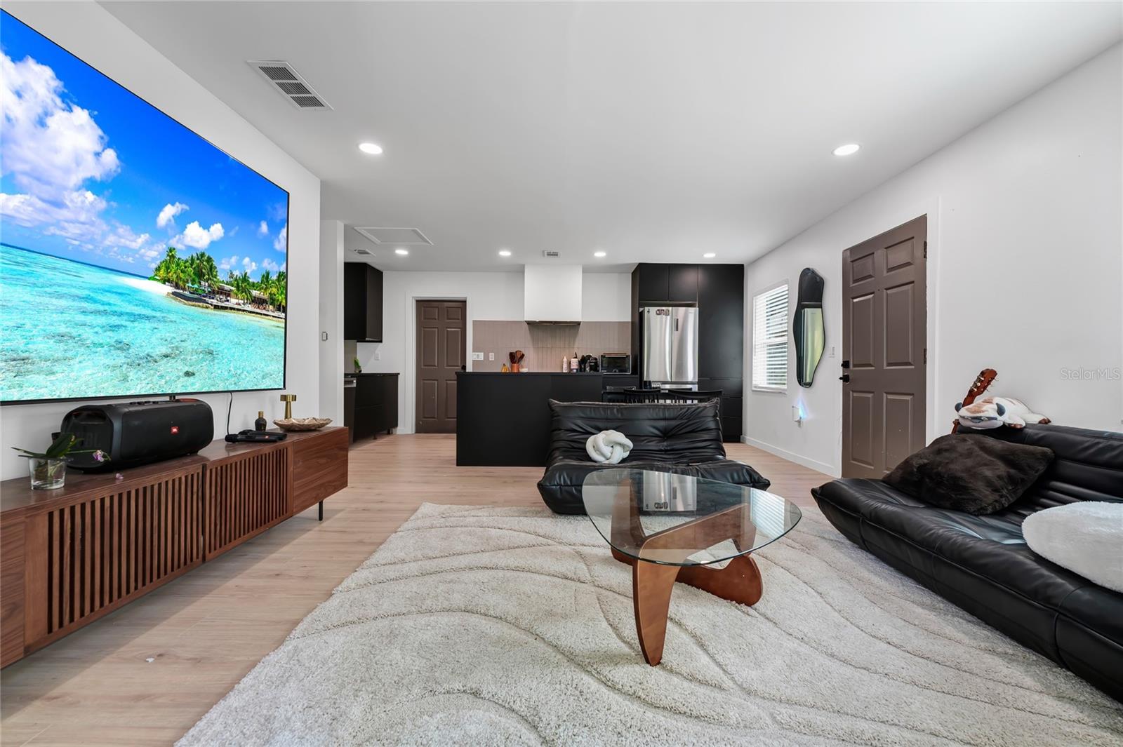 HIGHLAND GROVE 2ND ADD - Residential