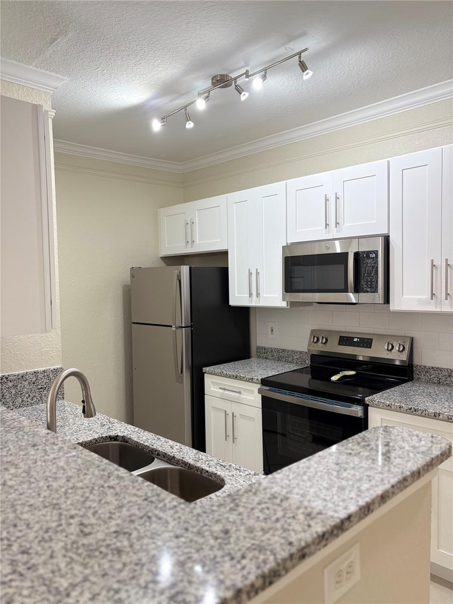 BEACHWALK CONDO - Residential Lease