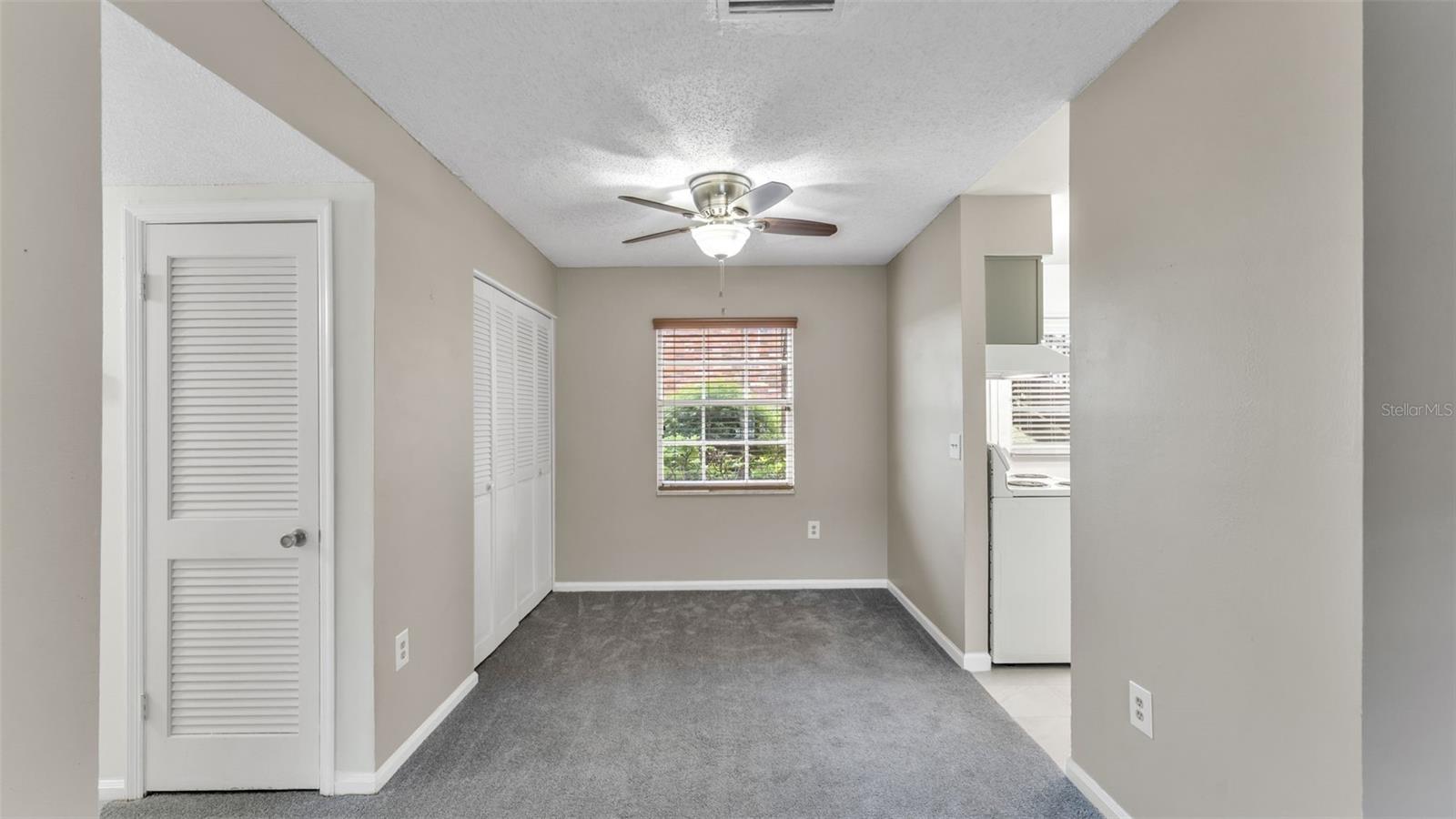 LAKE BENTLEY SHORES CONDO PH 01 - Residential