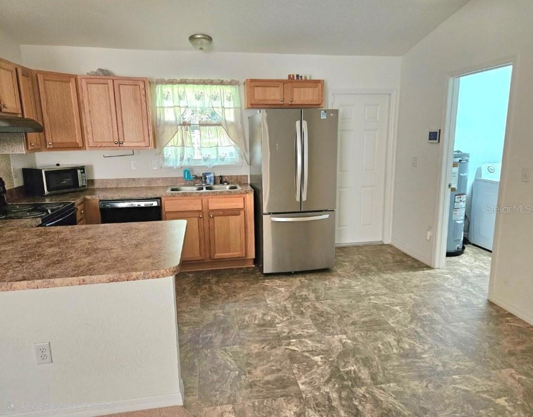 OCALA PARK ESTATE - Residential Lease