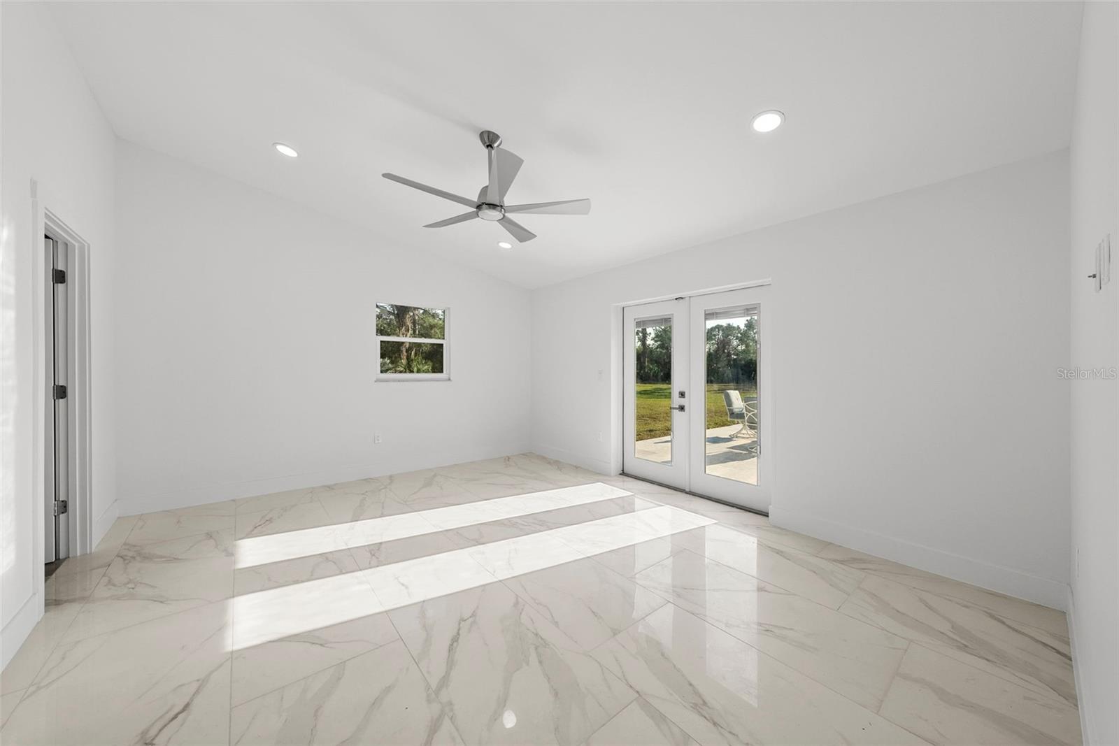 TRINITY ACRES - Residential