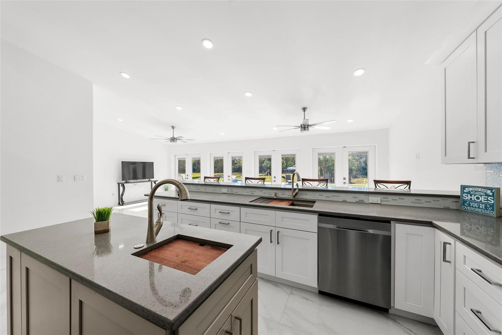 TRINITY ACRES - Residential