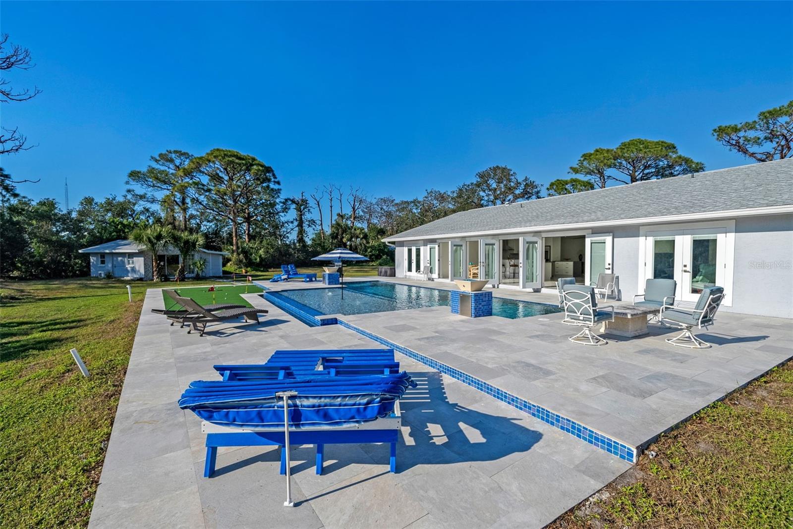 TRINITY ACRES - Residential