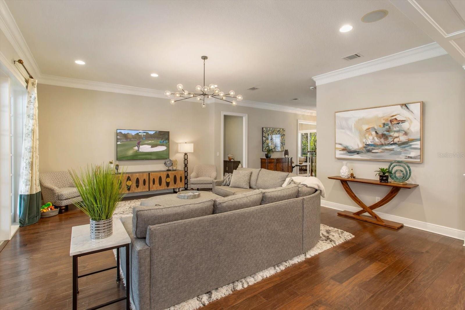 KEENES POINTE - Residential