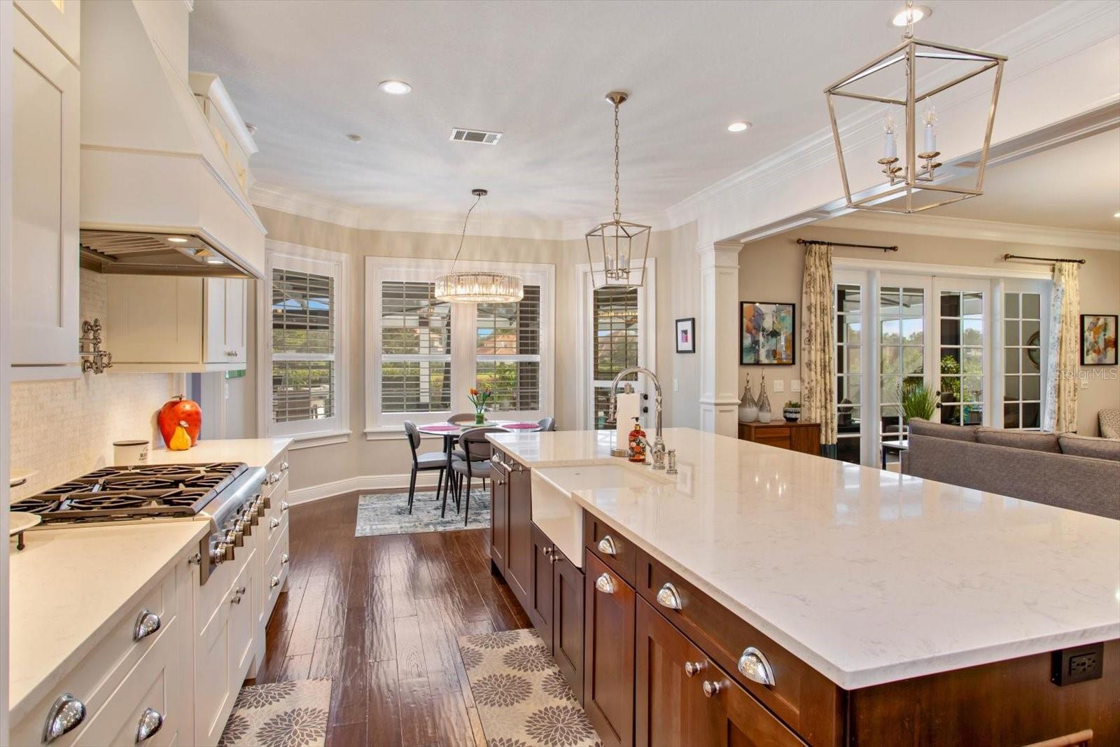 KEENES POINTE - Residential