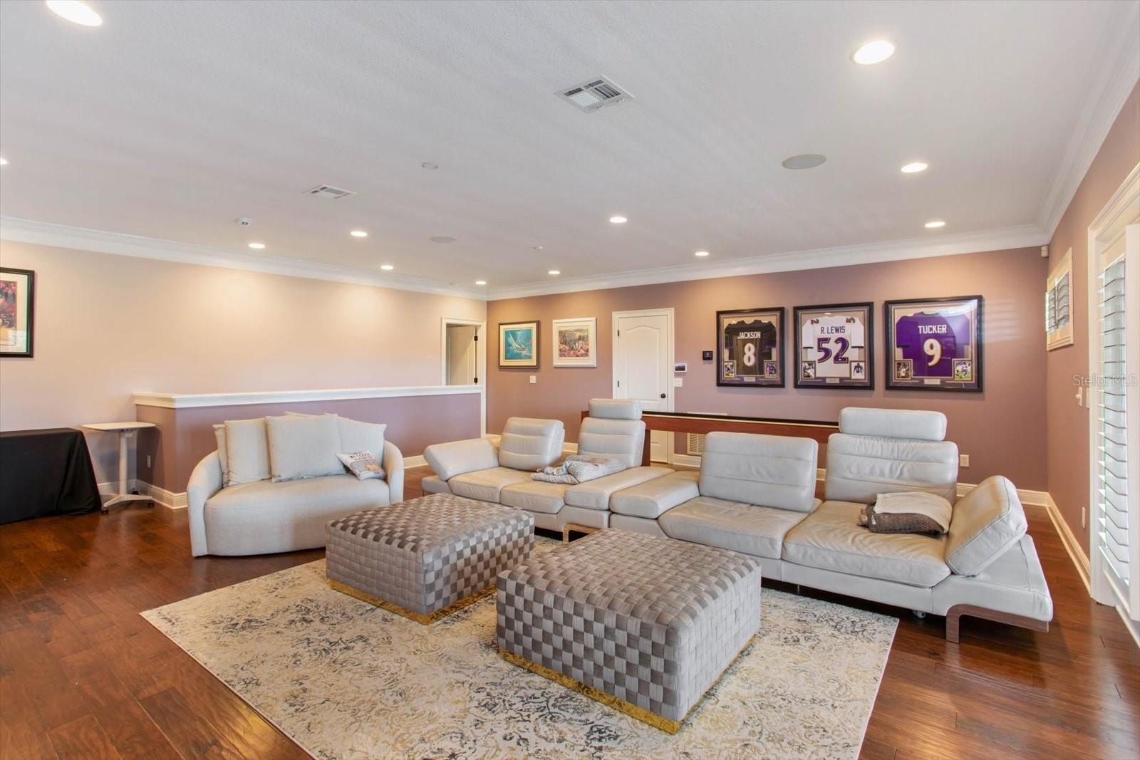 KEENES POINTE - Residential