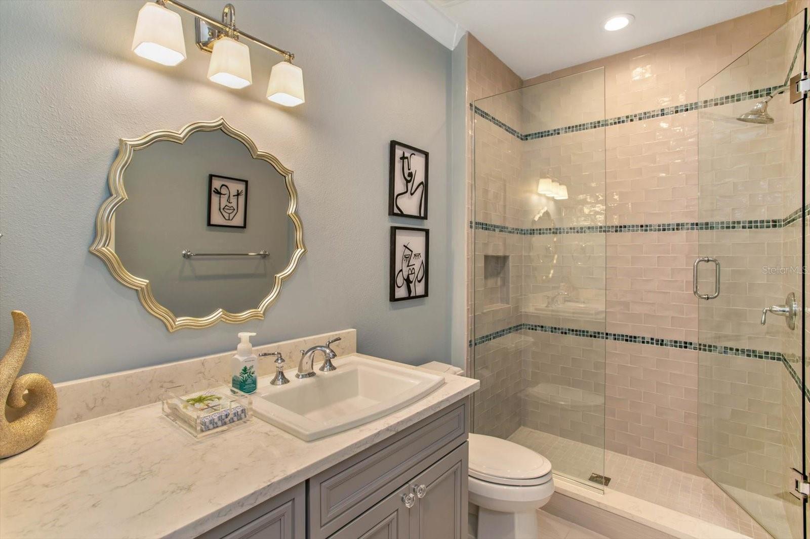 KEENES POINTE - Residential