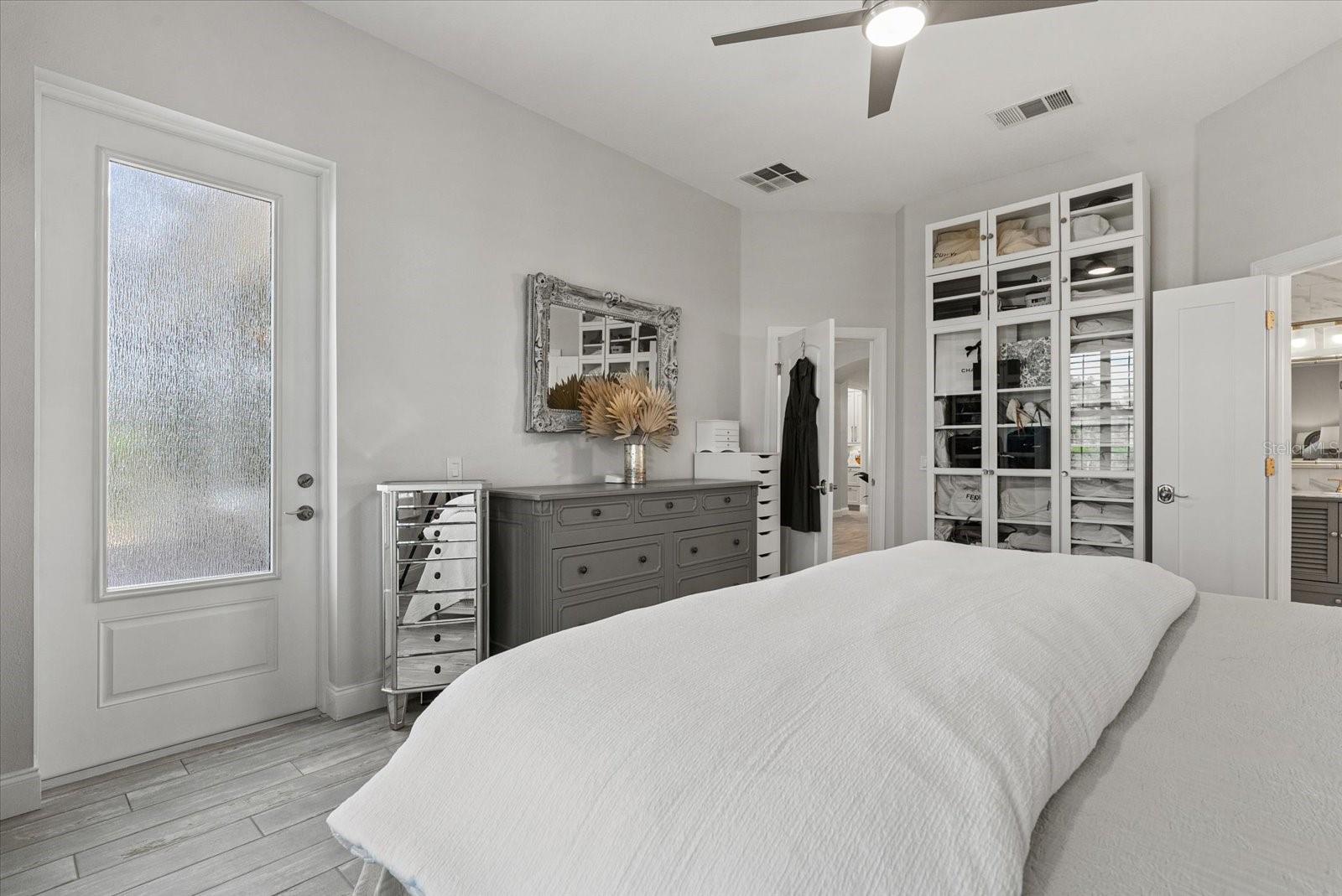 RIVERDALE - Residential