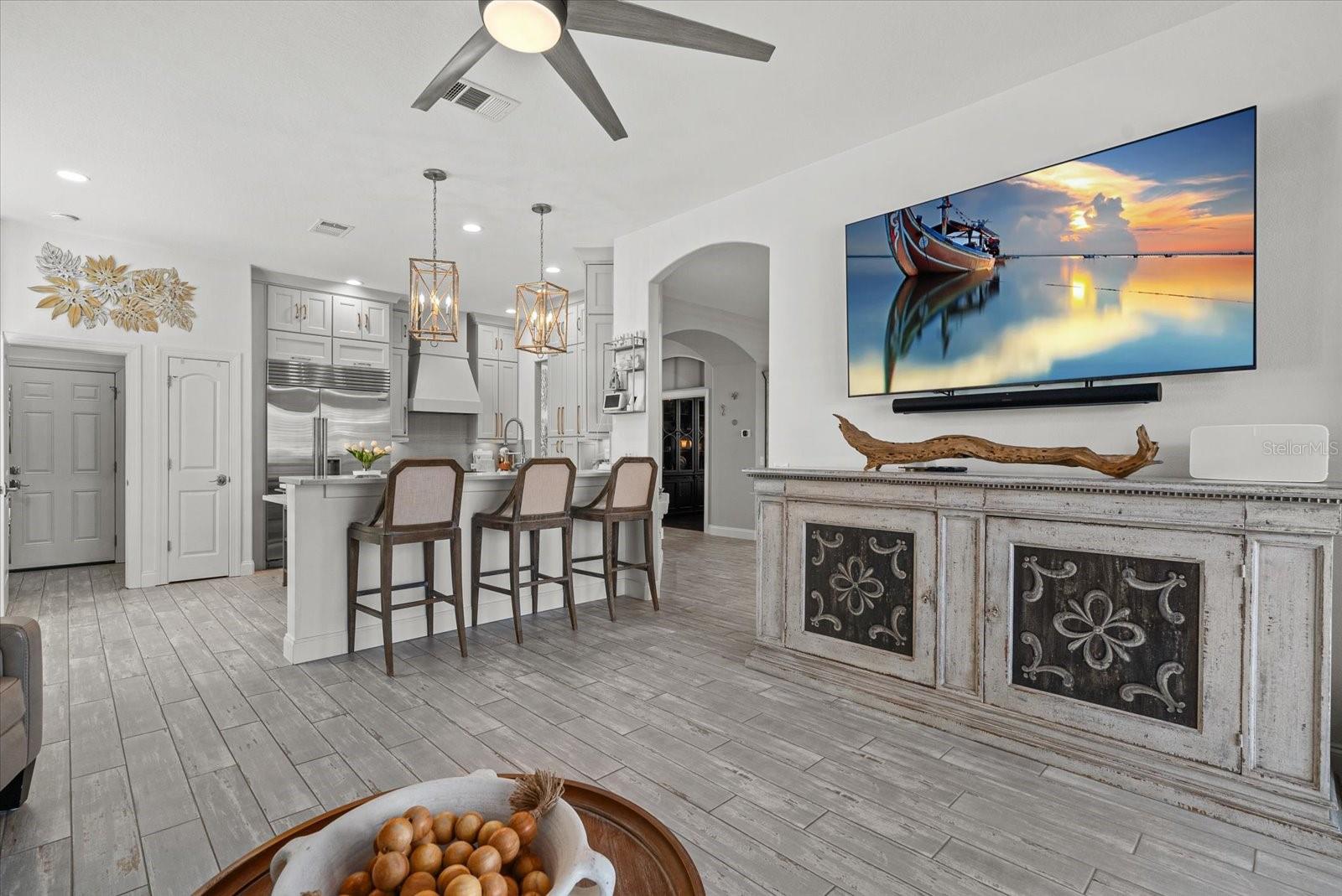 RIVERDALE - Residential