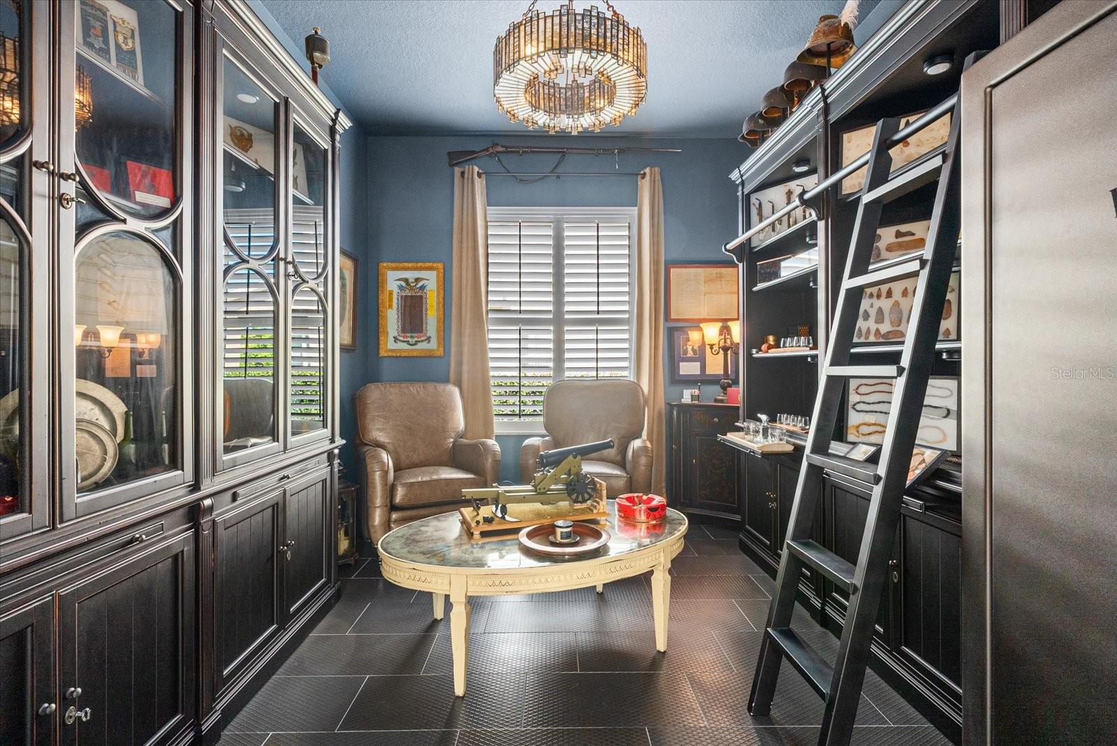 RIVERDALE - Residential