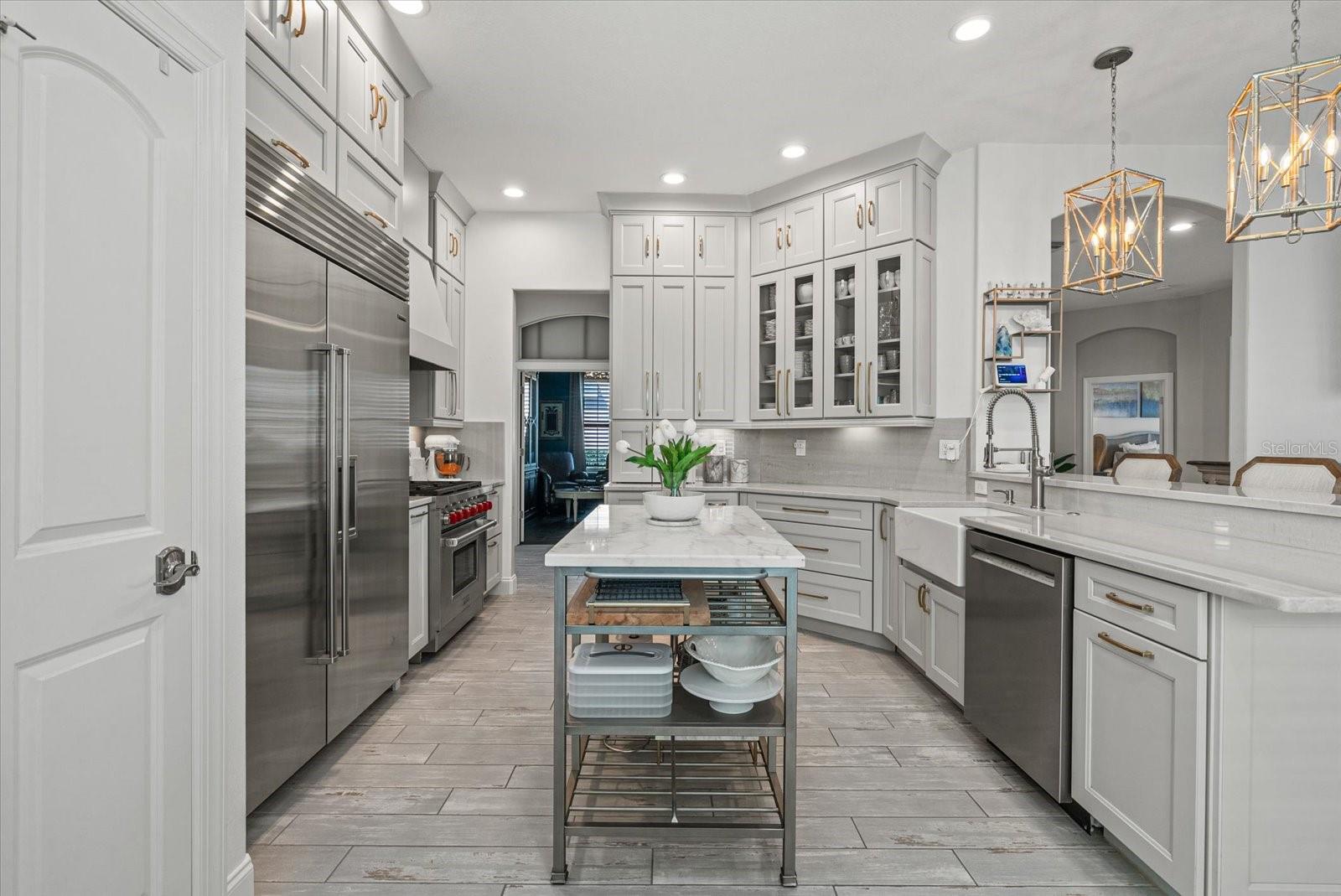 RIVERDALE - Residential