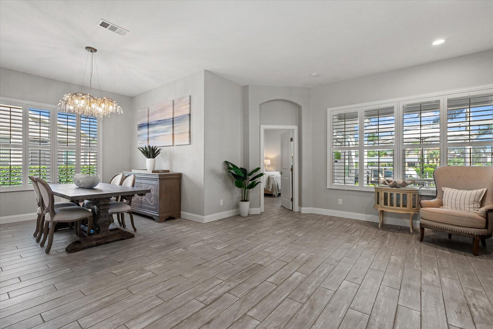 RIVERDALE - Residential