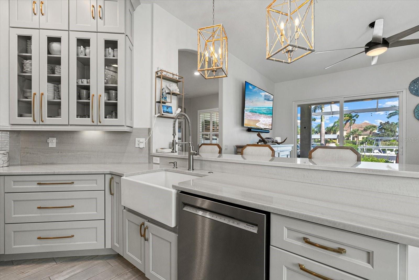 RIVERDALE - Residential