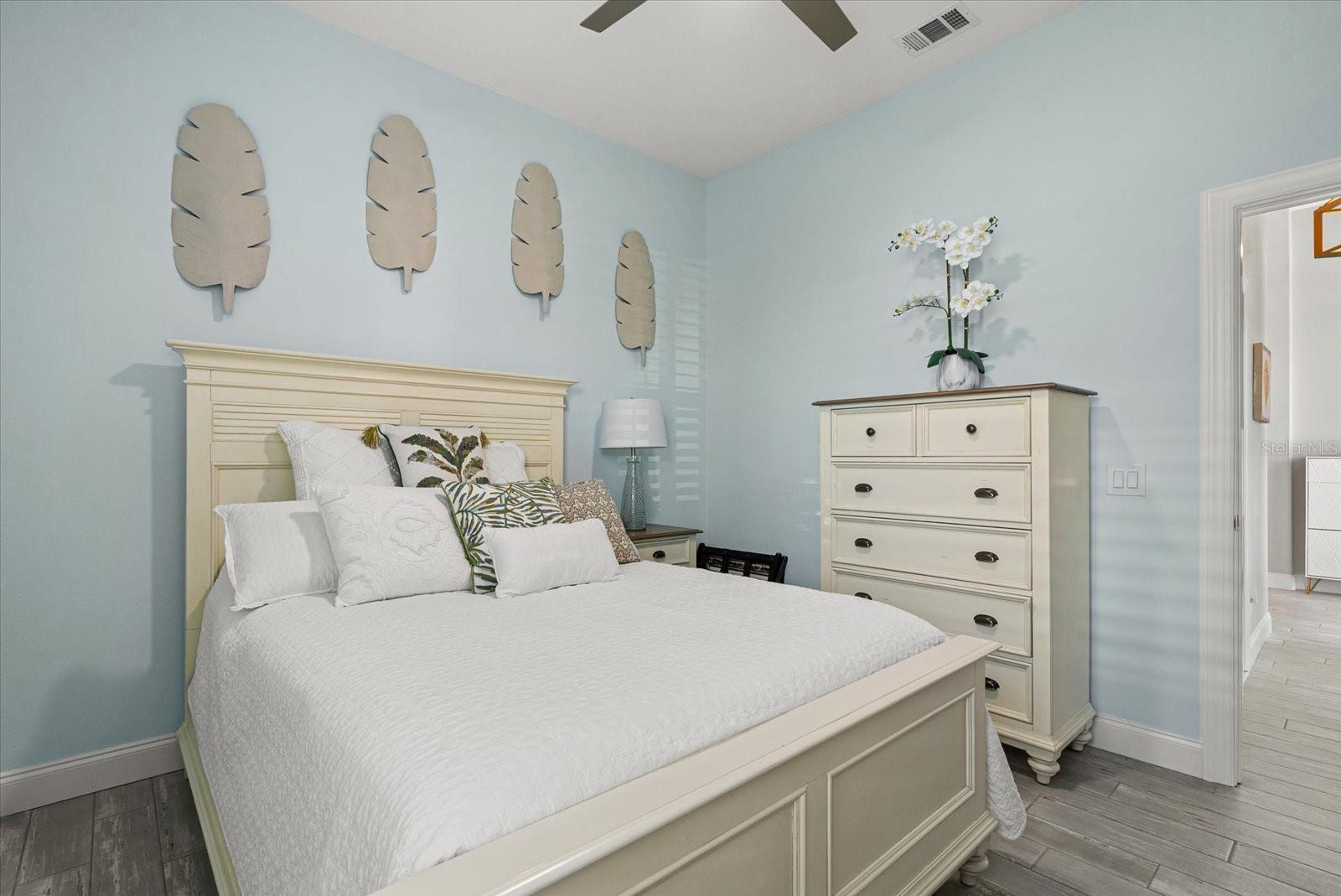 RIVERDALE - Residential