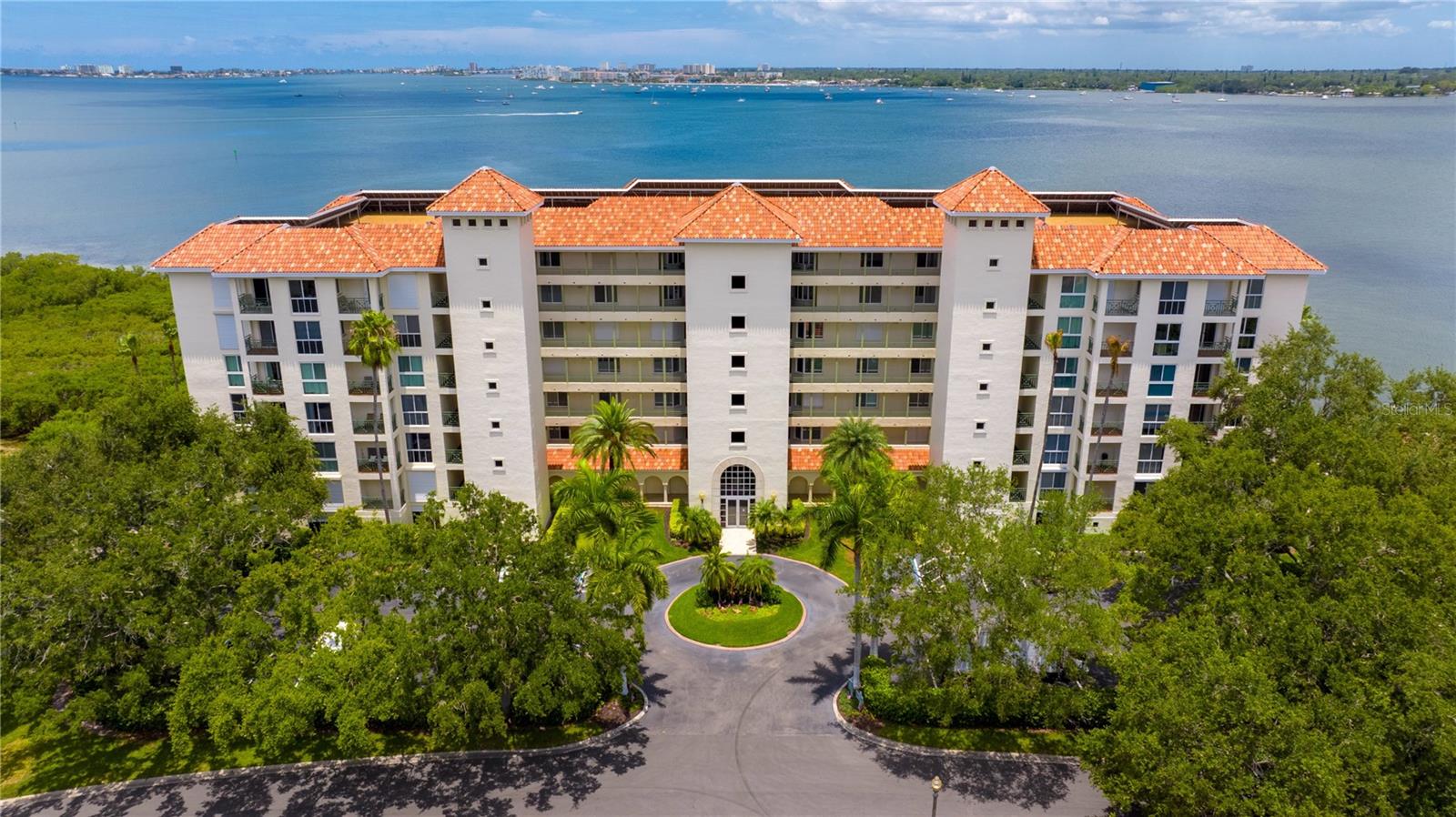 DOLPHIN CAY ANTIGUA - Residential