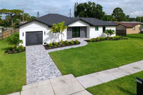 A home in SARASOTA