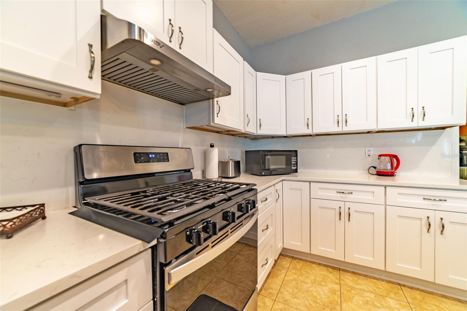 HERNANDO OAKS PH 1 - Residential