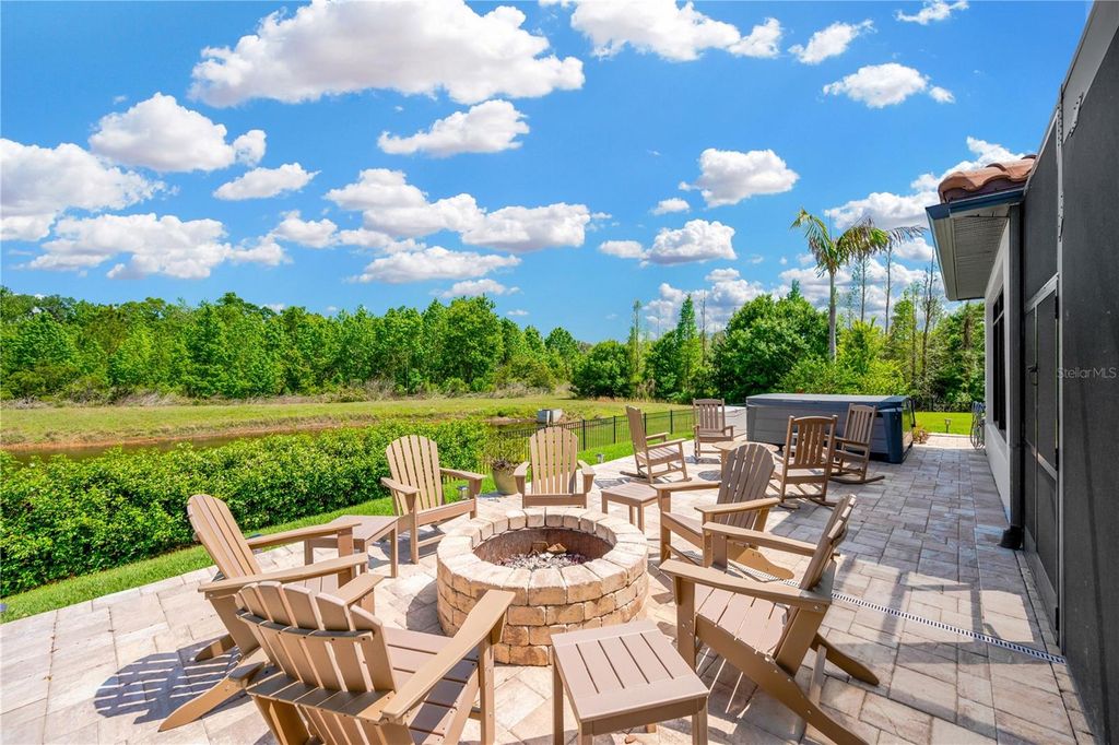 Photo of 16419 Chapman Crossing Drive, Lithia, FL 33547 (MLS # TB8495152)