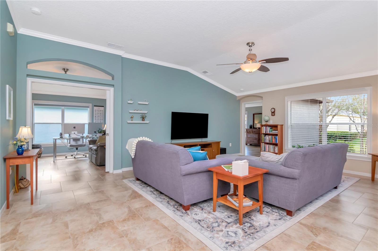 1623 ARBOR KNOLL LOOP