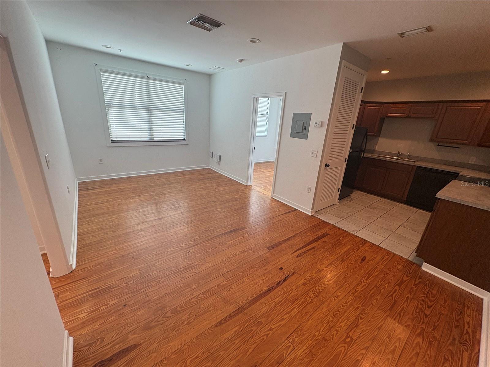 EUSTIS - Residential Income