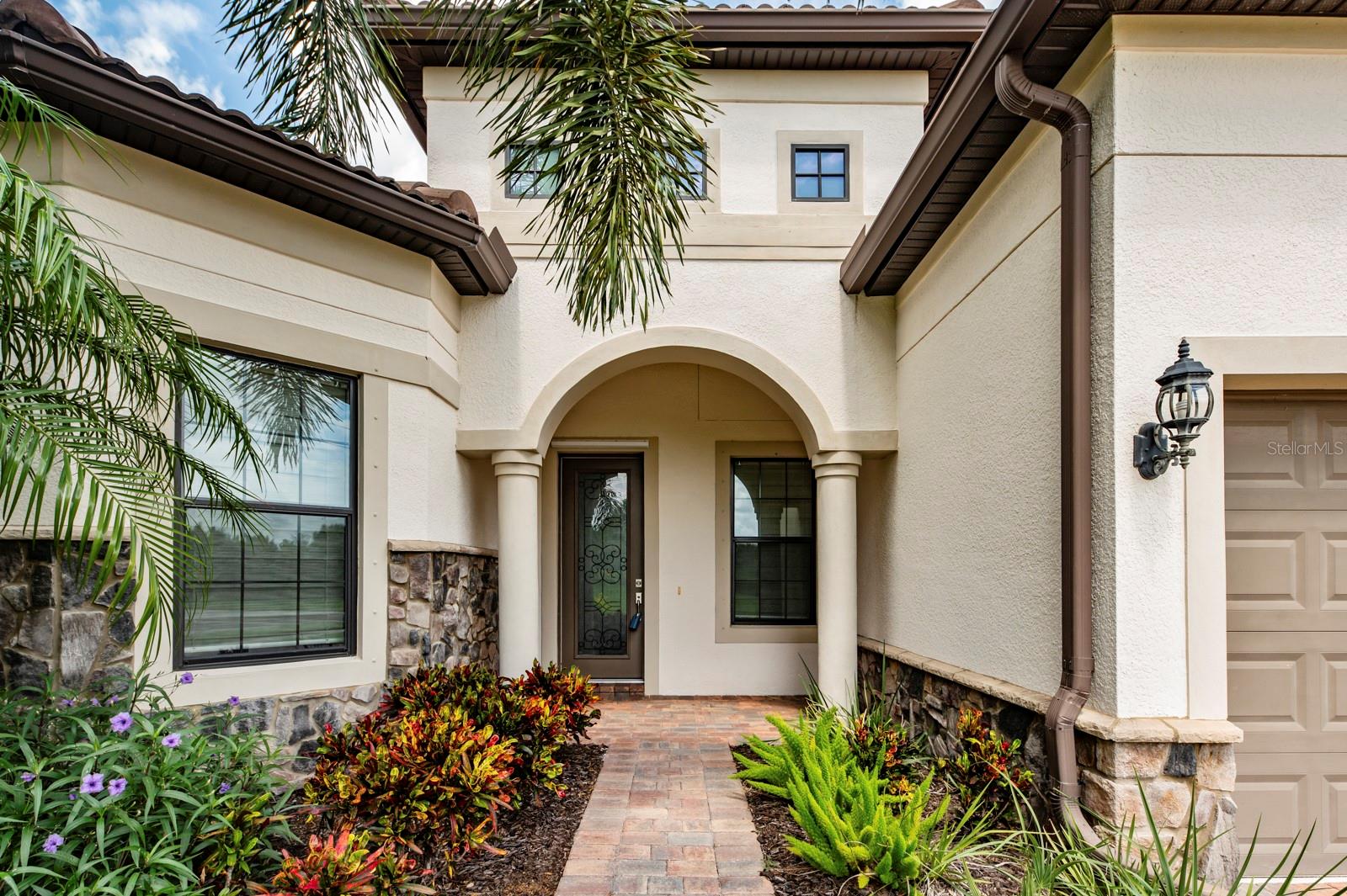 5610 RAIN LILY COURT