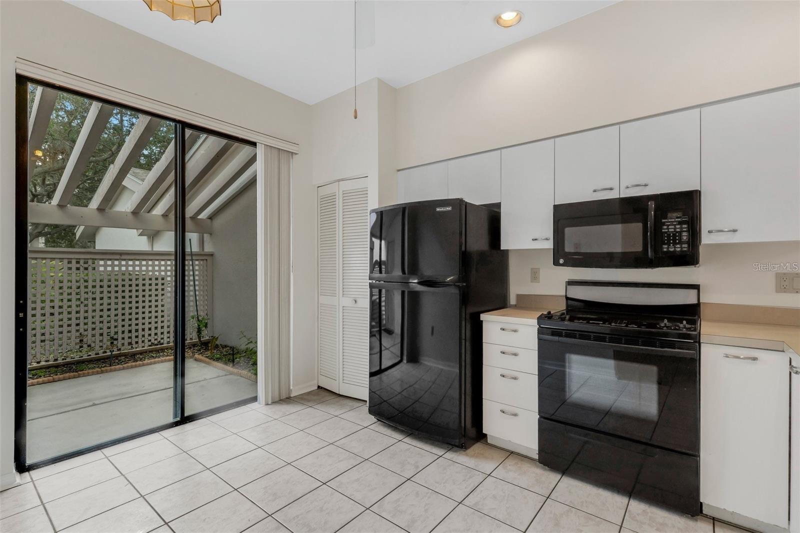 HAMPSTEAD HEATH - Residential Lease