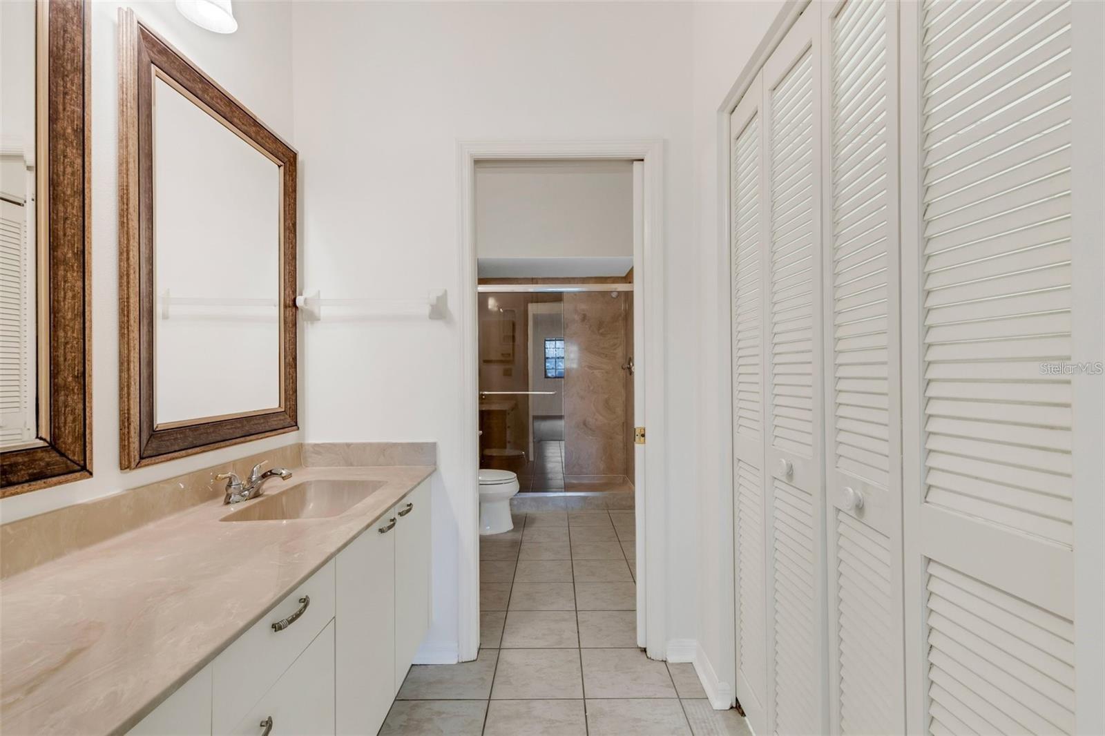 HAMPSTEAD HEATH - Residential Lease