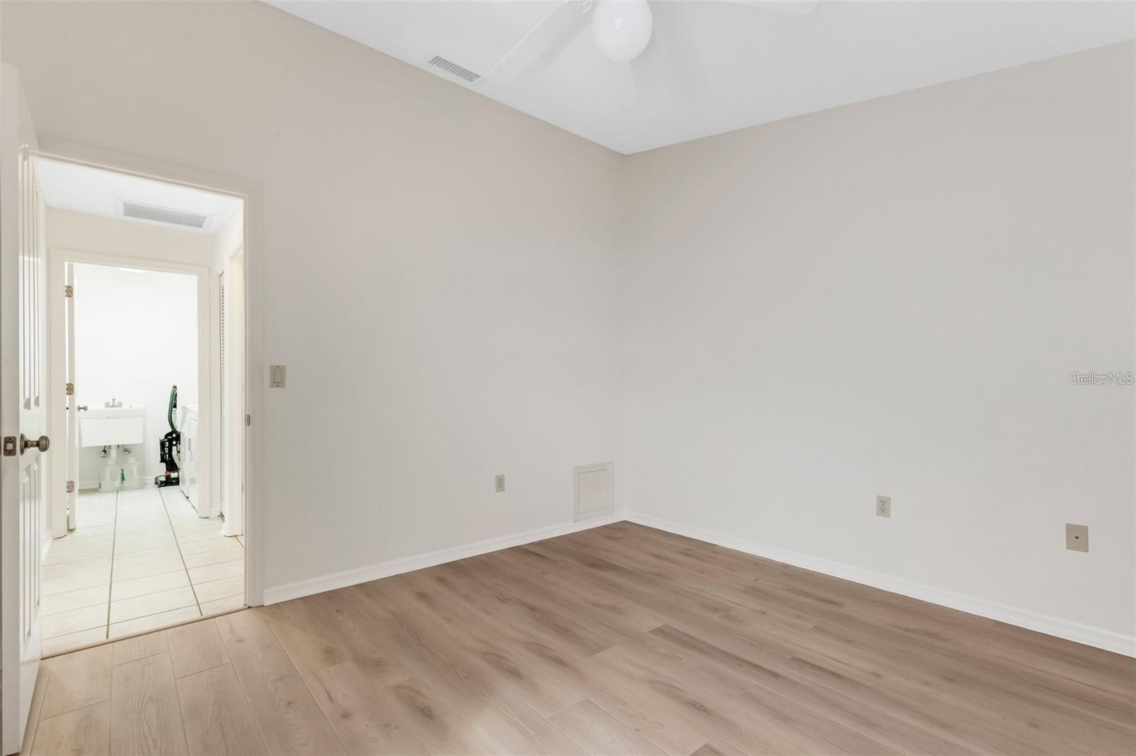 HAMPSTEAD HEATH - Residential Lease