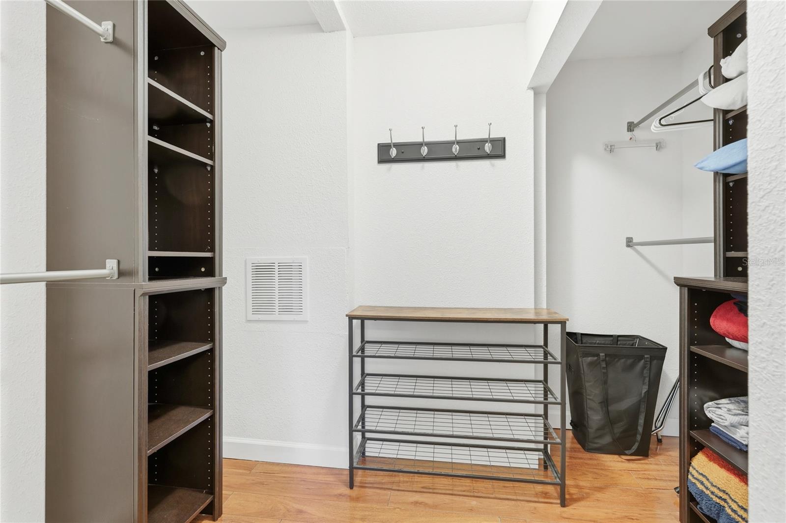 MEADOWCROFT PRCL J - Residential