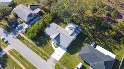 A home in NORTH PORT