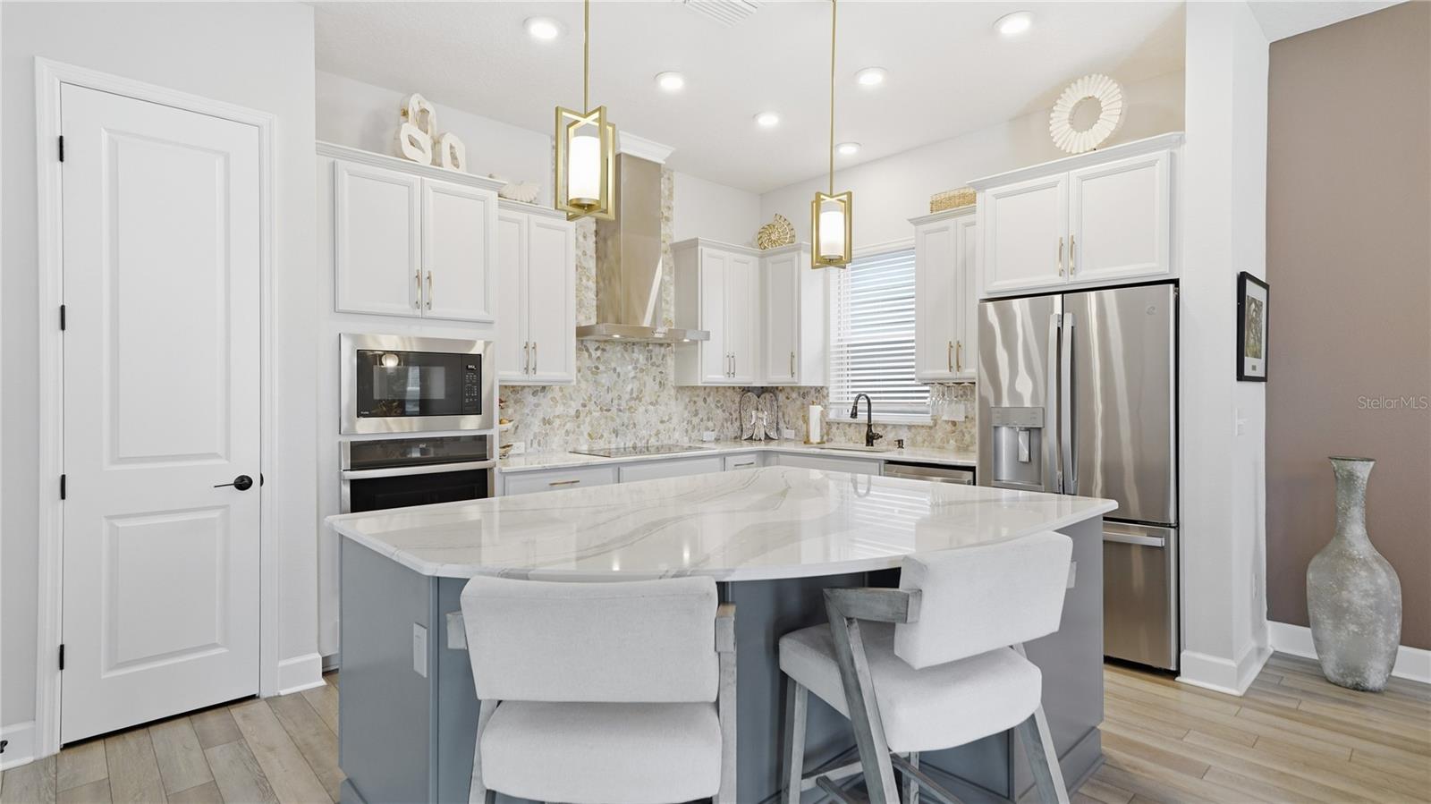 TIDAL POINTE/SOUTBSIDE QUARTER - Residential