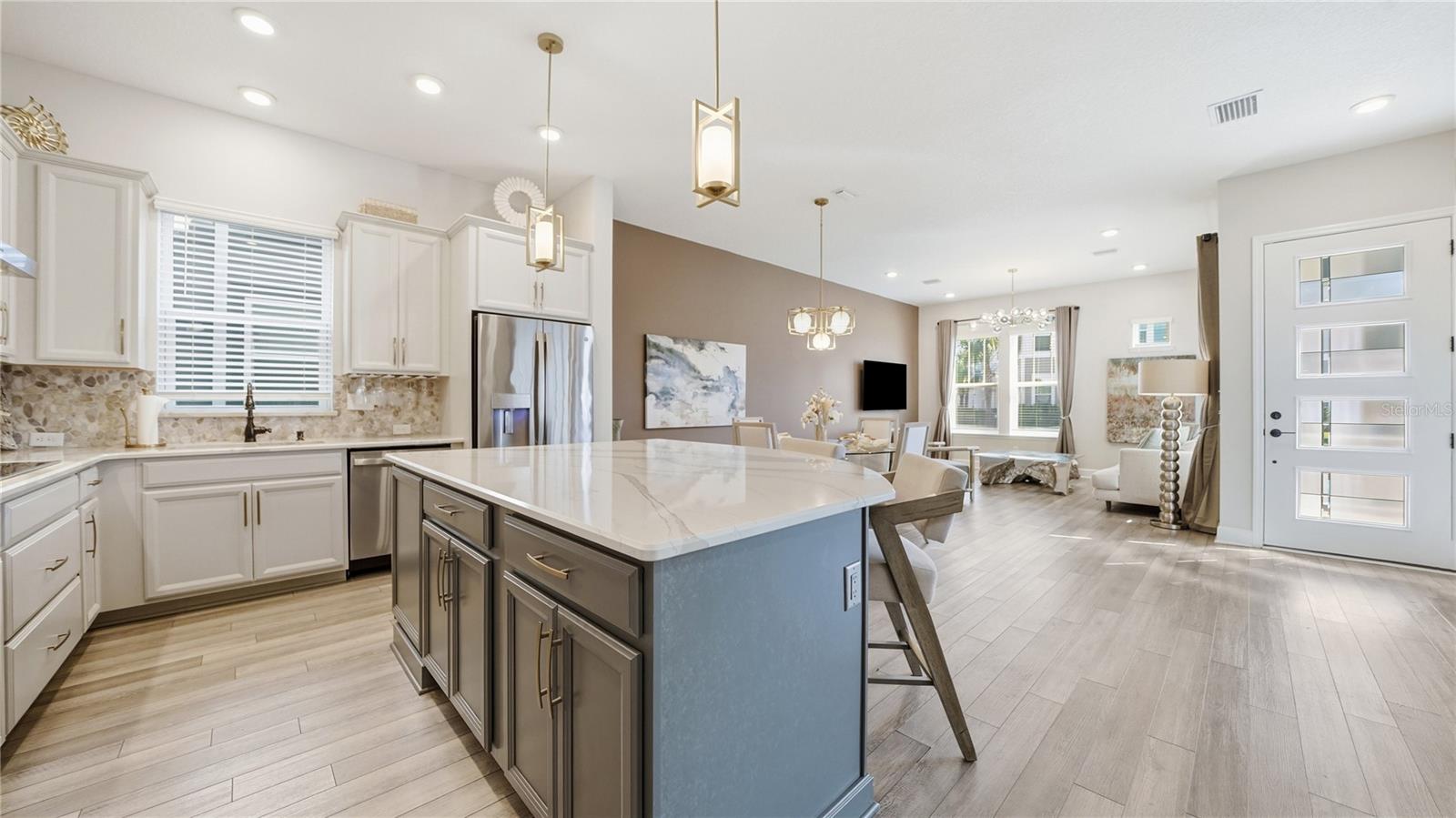 TIDAL POINTE/SOUTBSIDE QUARTER - Residential