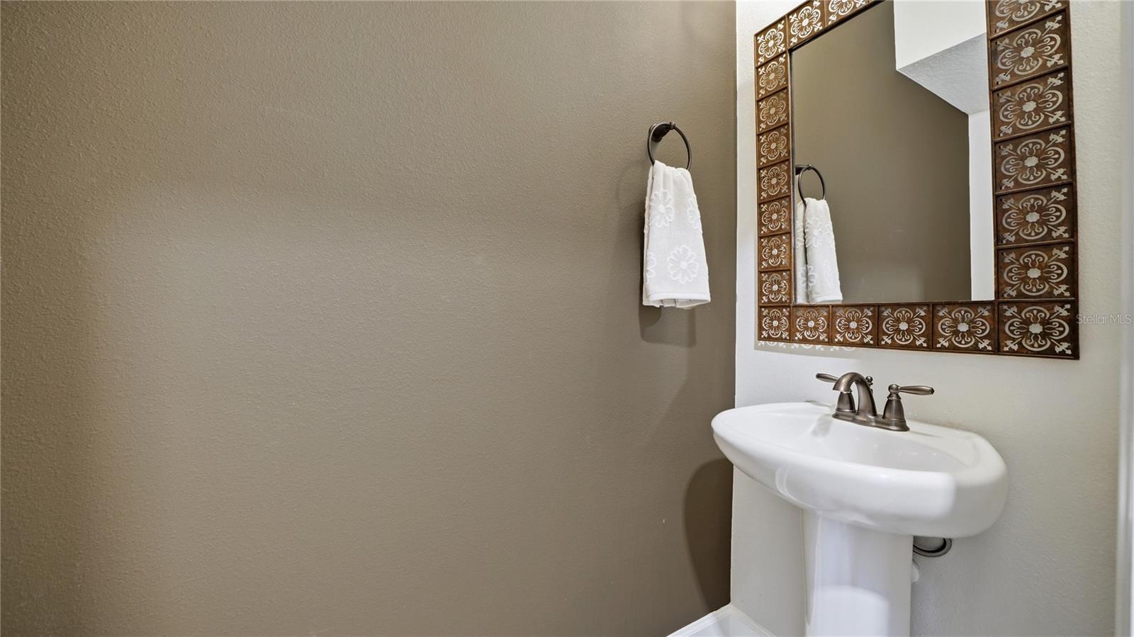 TIDAL POINTE/SOUTBSIDE QUARTER - Residential