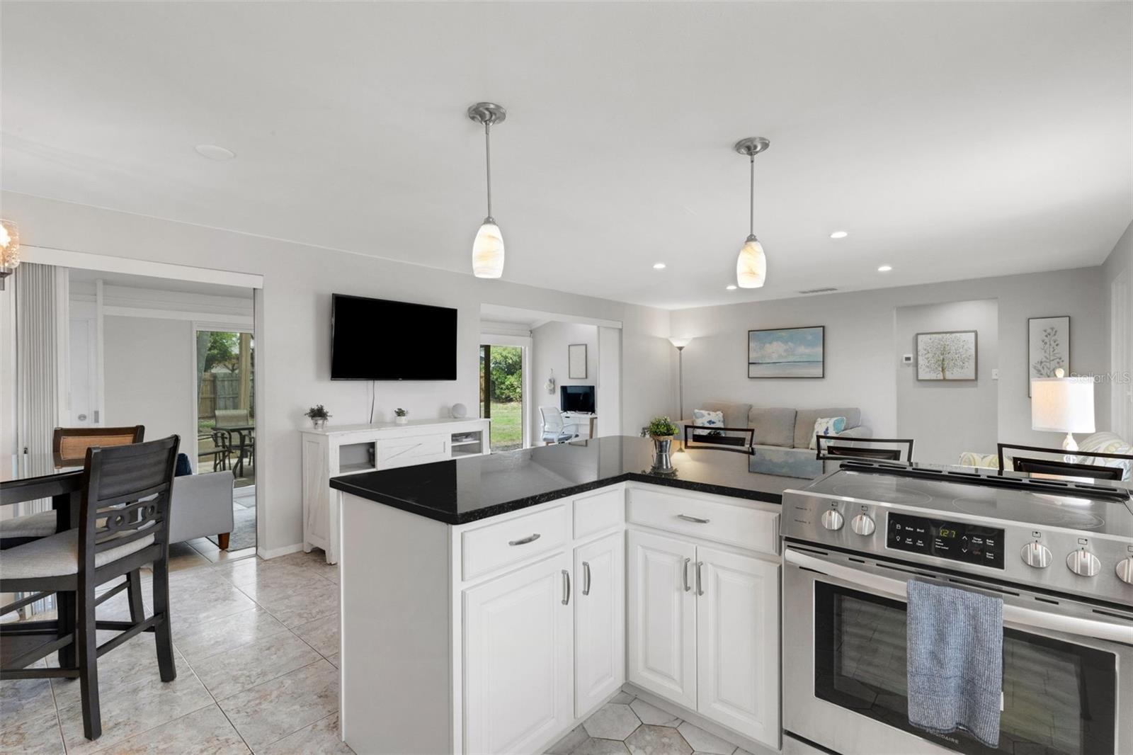 GULF GATE - Residential