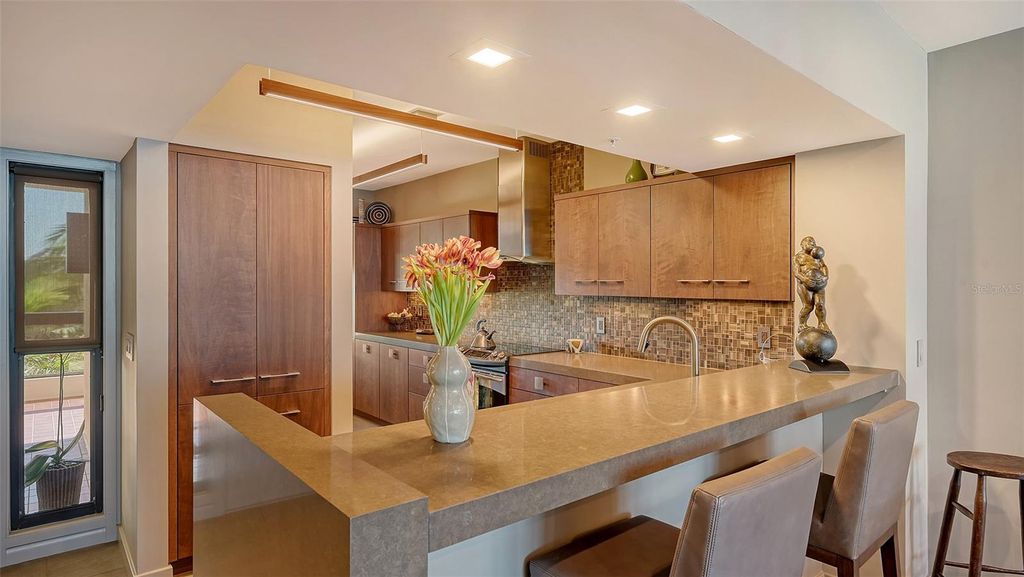 Photo of 2020 Harbourside Drive #432, Longboat Key, FL 34228 (MLS # A4669050)