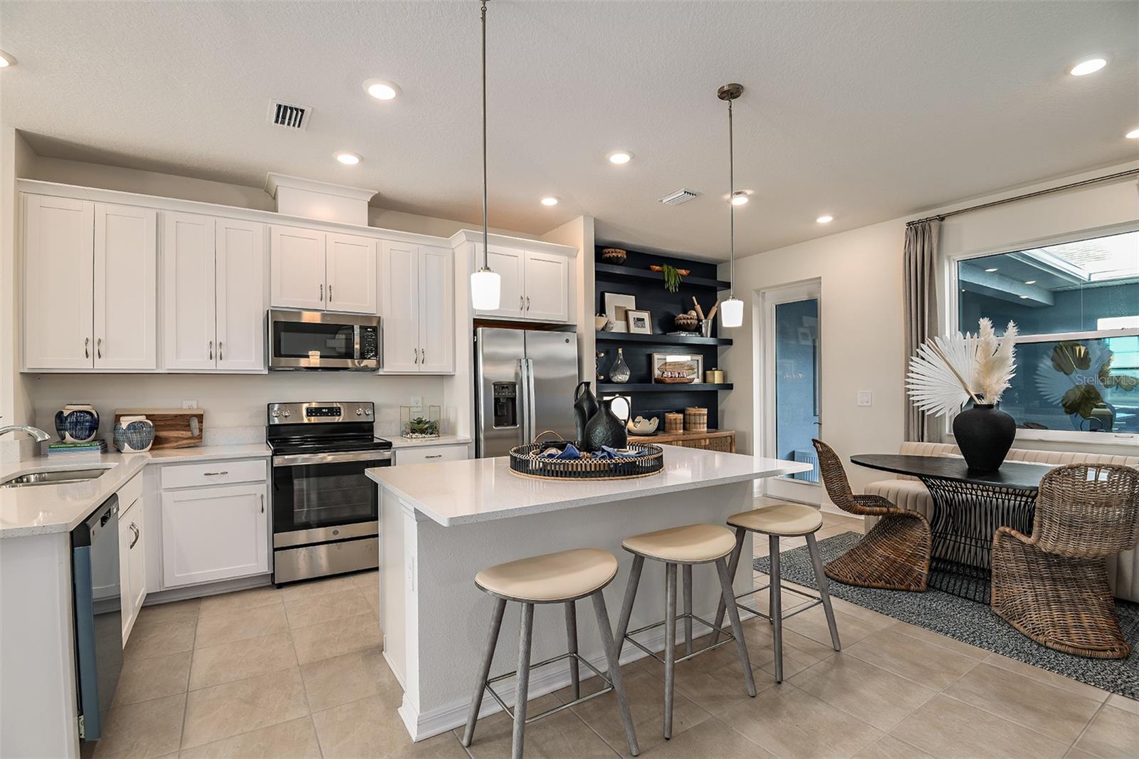 1755 SPREADER LANE