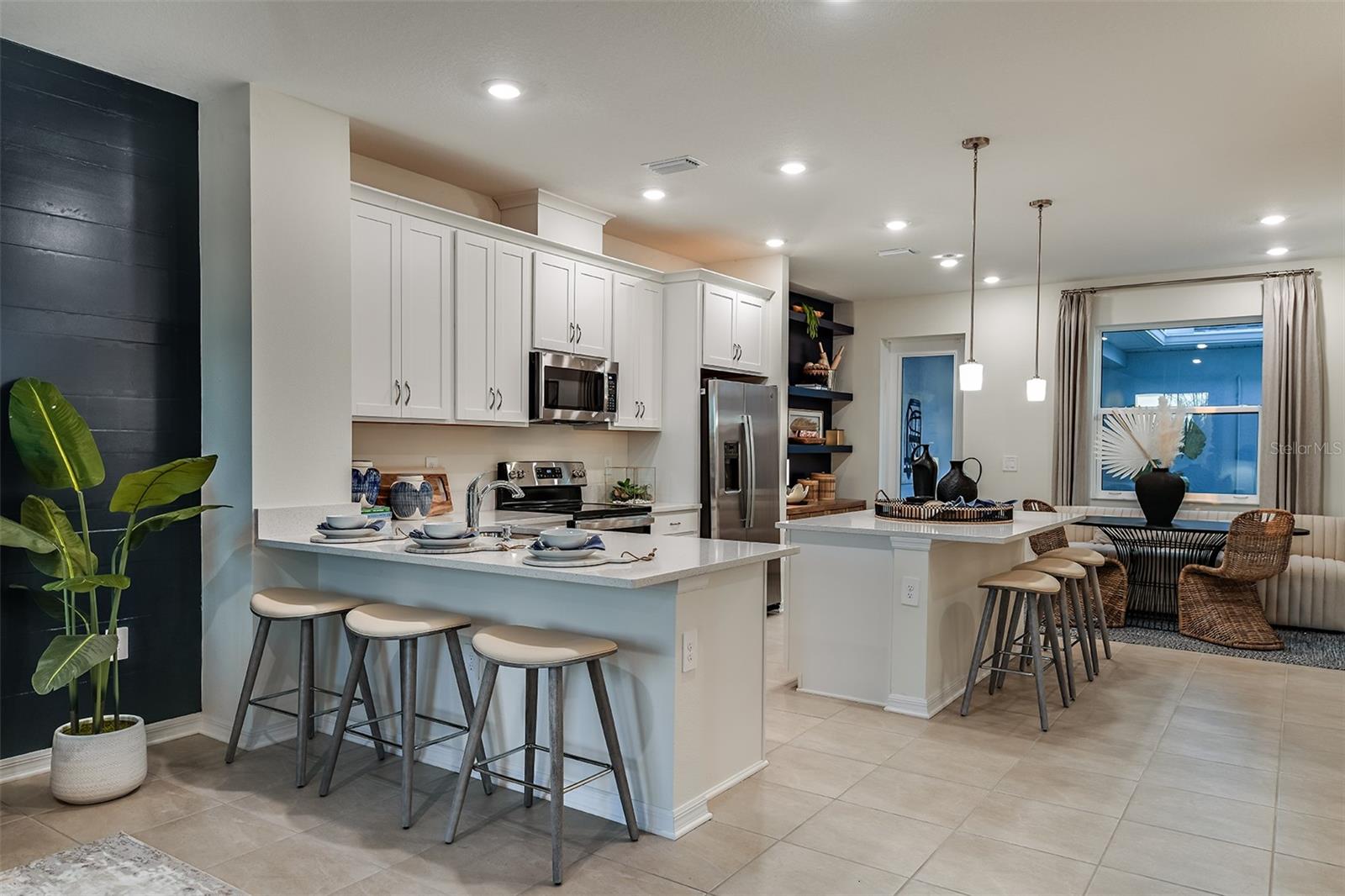 1755 SPREADER LANE