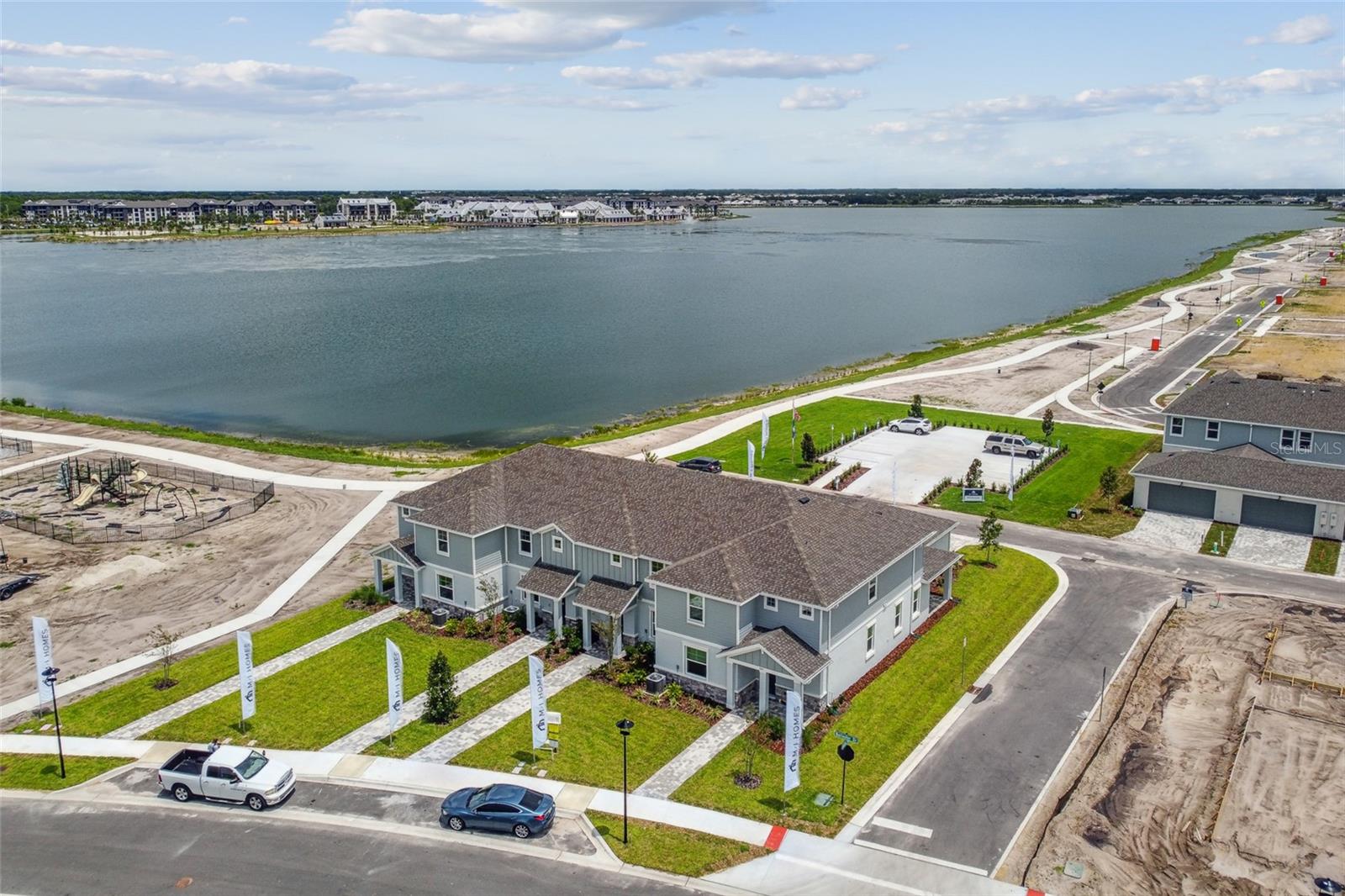 1755 SPREADER LANE
