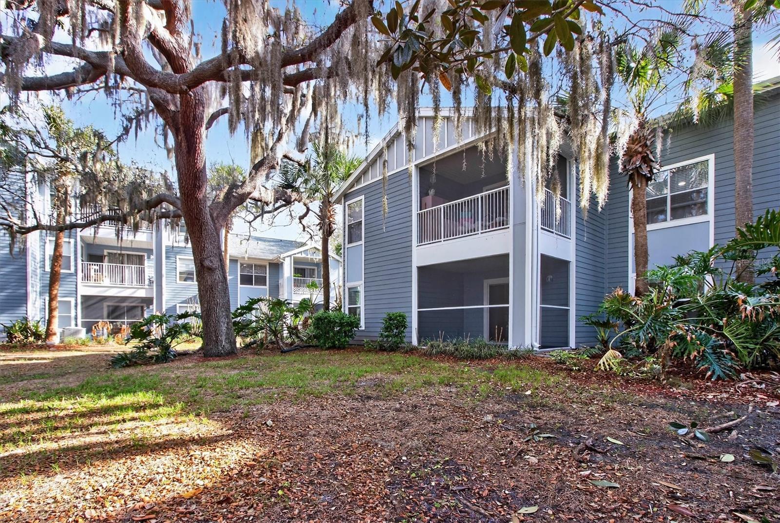 REGENCY PARK AT LAKE MARY A CONDO - Residential