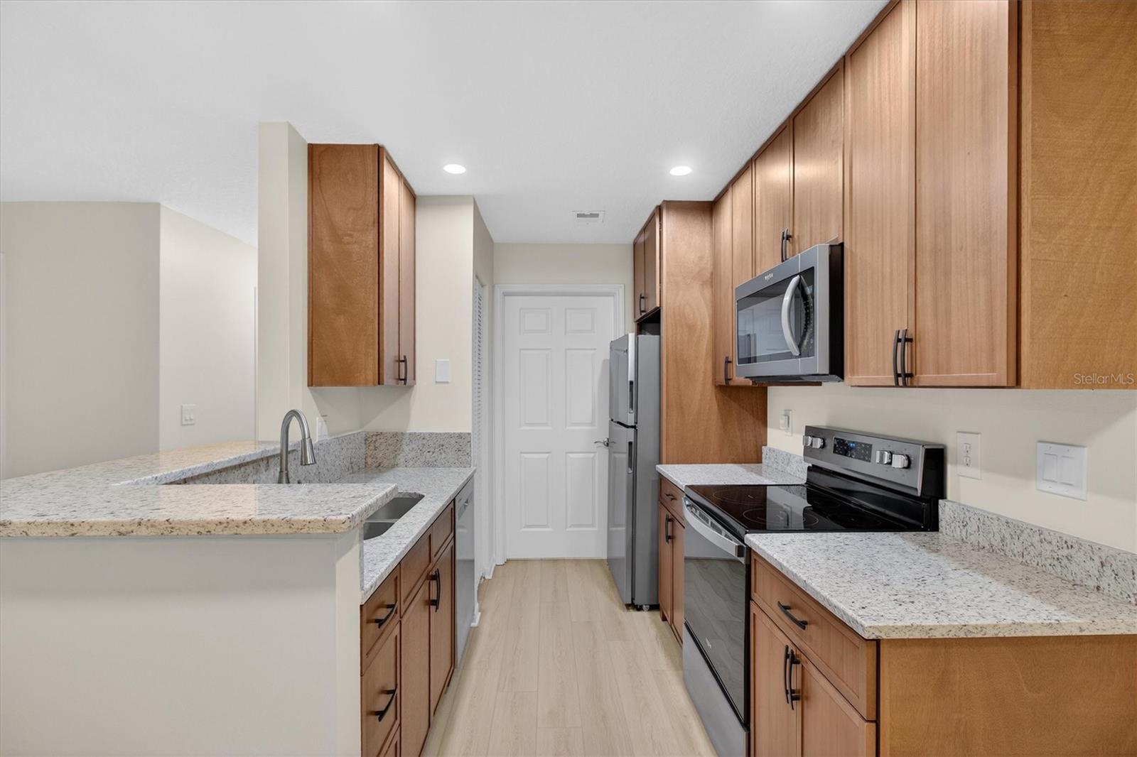 REGENCY PARK AT LAKE MARY A CONDO - Residential