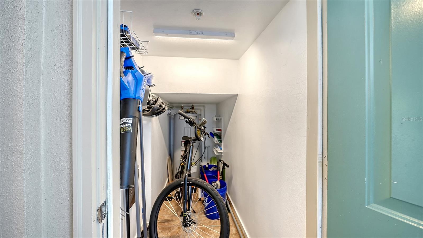 PINESTONE AT PALMER RANCH - Residential