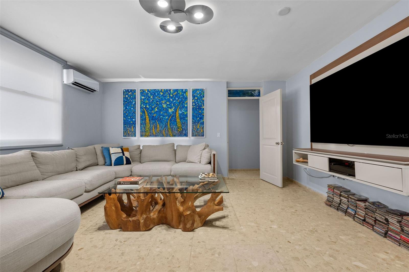 LAGUNA 3 - Residential